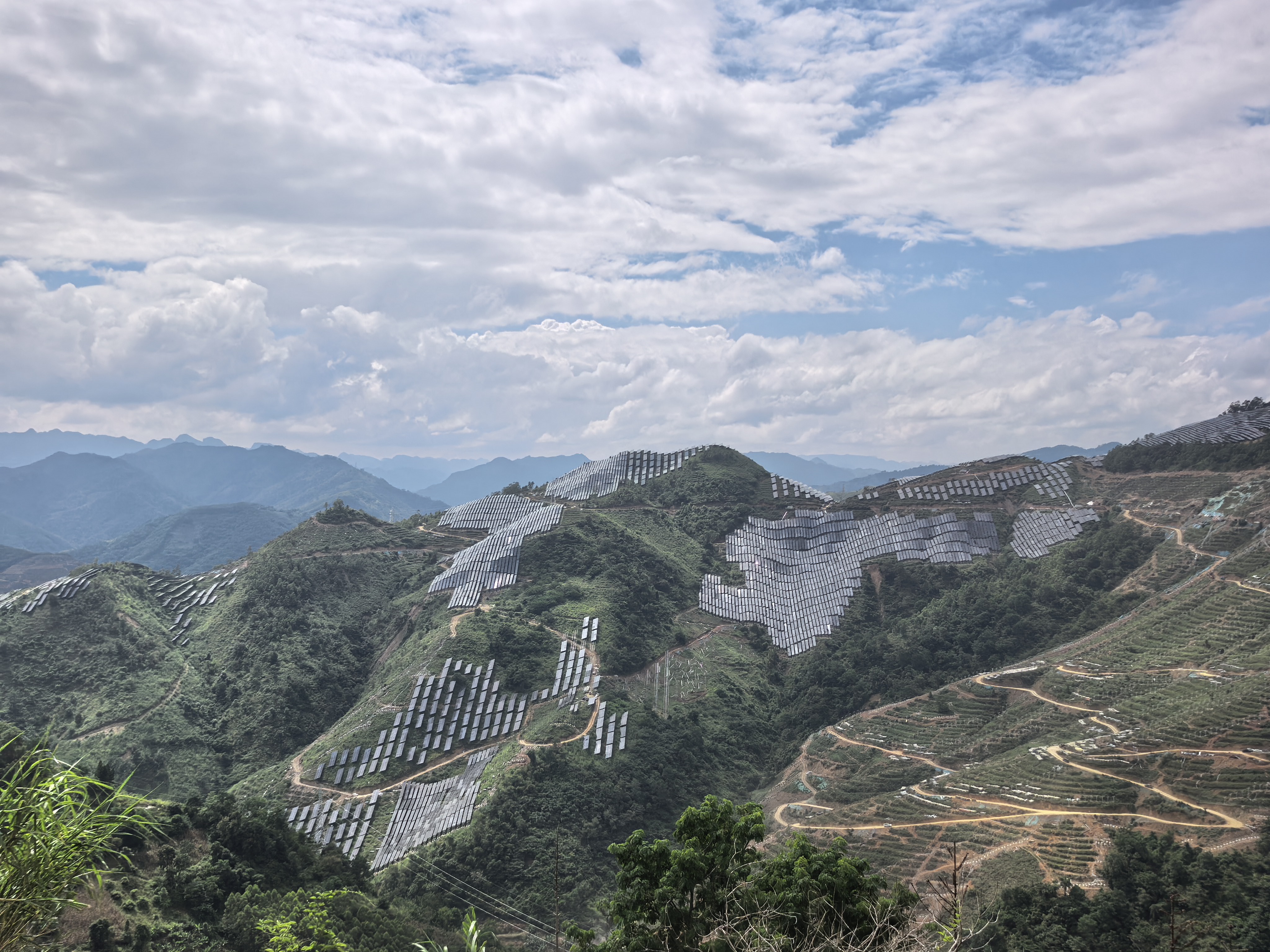 群山筑光，绿电兴黔-卢国涛(2).jpg